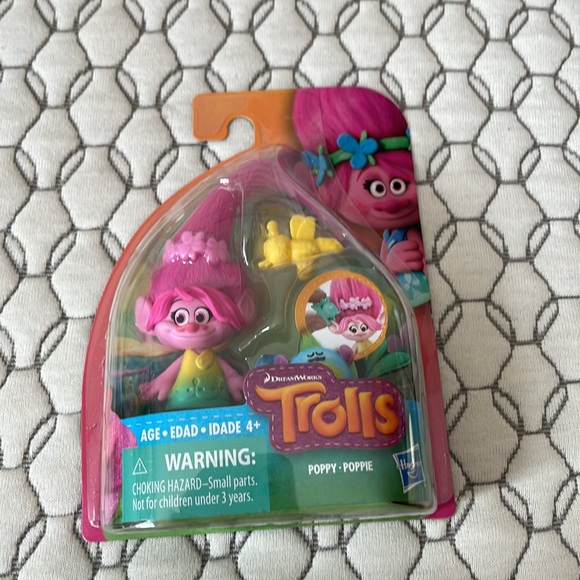 Set of 3 Dreamworks Trolls Action Figures - Picture 4 of 10
